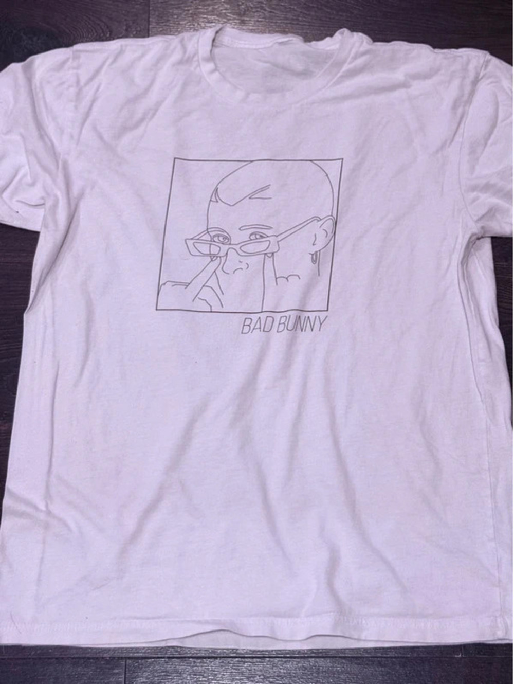 Bad Bunny Graphic T-Shirt 19” Pit to Pit 1418